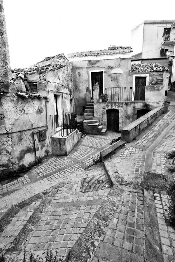 Sopra La Piazza Villa Agira Dış mekan fotoğraf